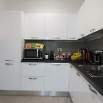 M&m House דירה