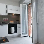 M&m House